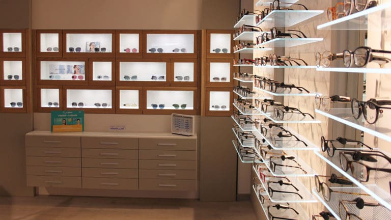 Esposizione Parete Occhiali Spazio Ottica Tiburtina