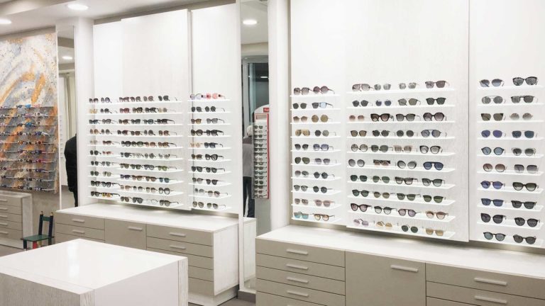 Display Walls Rossitto Valentina Eyecare store